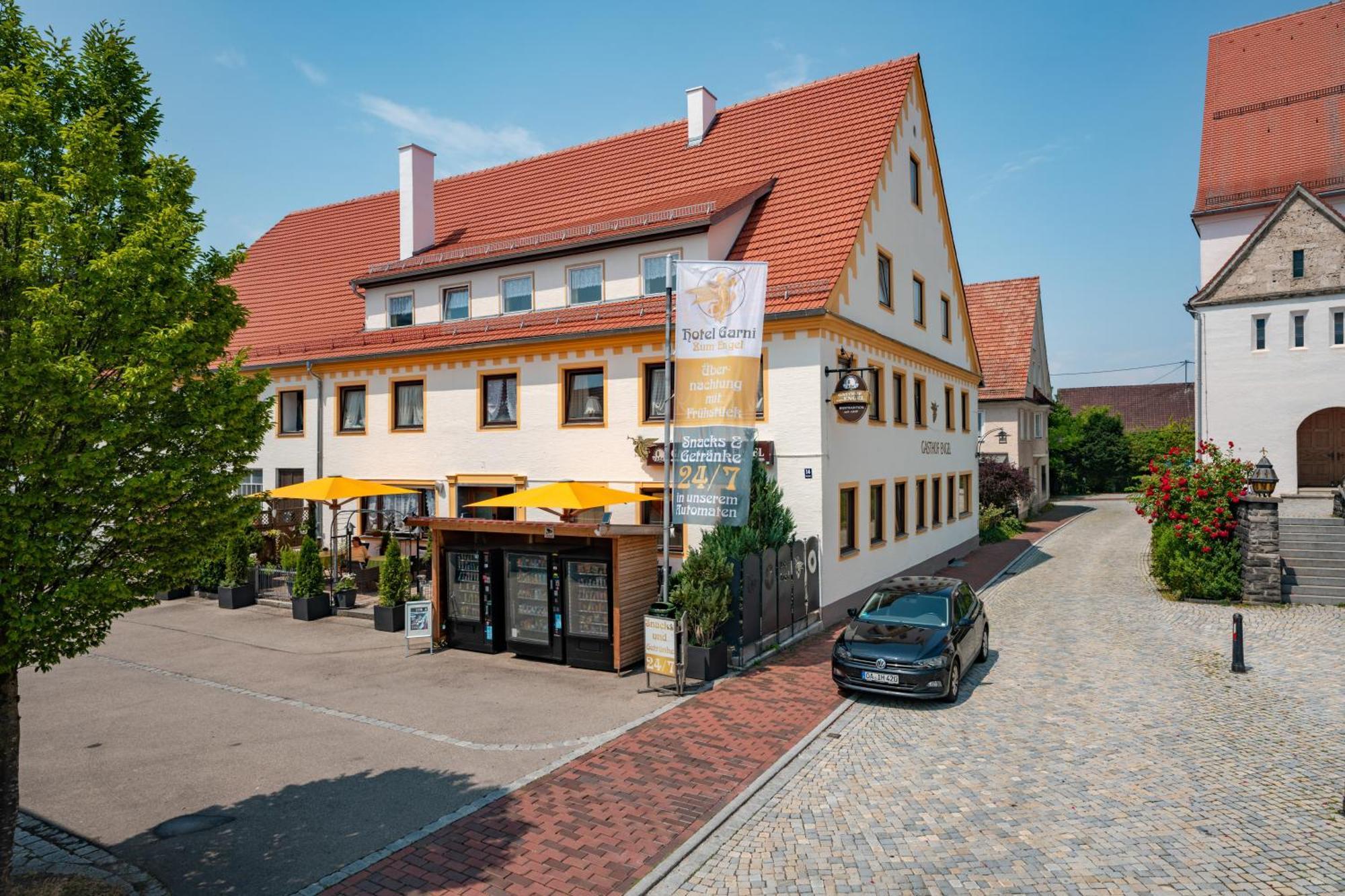 Hotel Garni "Zum Engel" Oberguenzburg Exterior photo